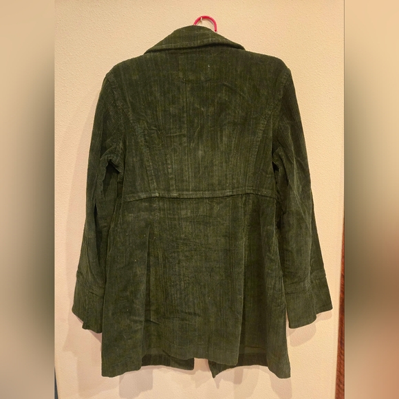 Women's Fall corduroy jacket with front pockets. Medium. - Picture 5 of 9